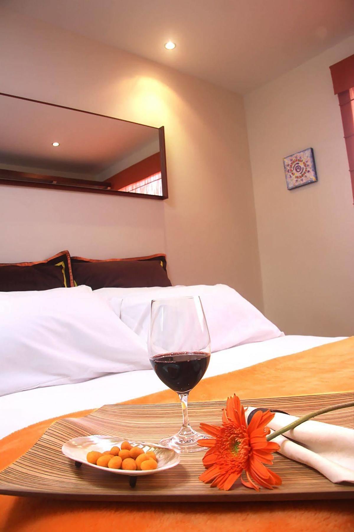 6 Suites Hotel Богота Экстерьер фото
