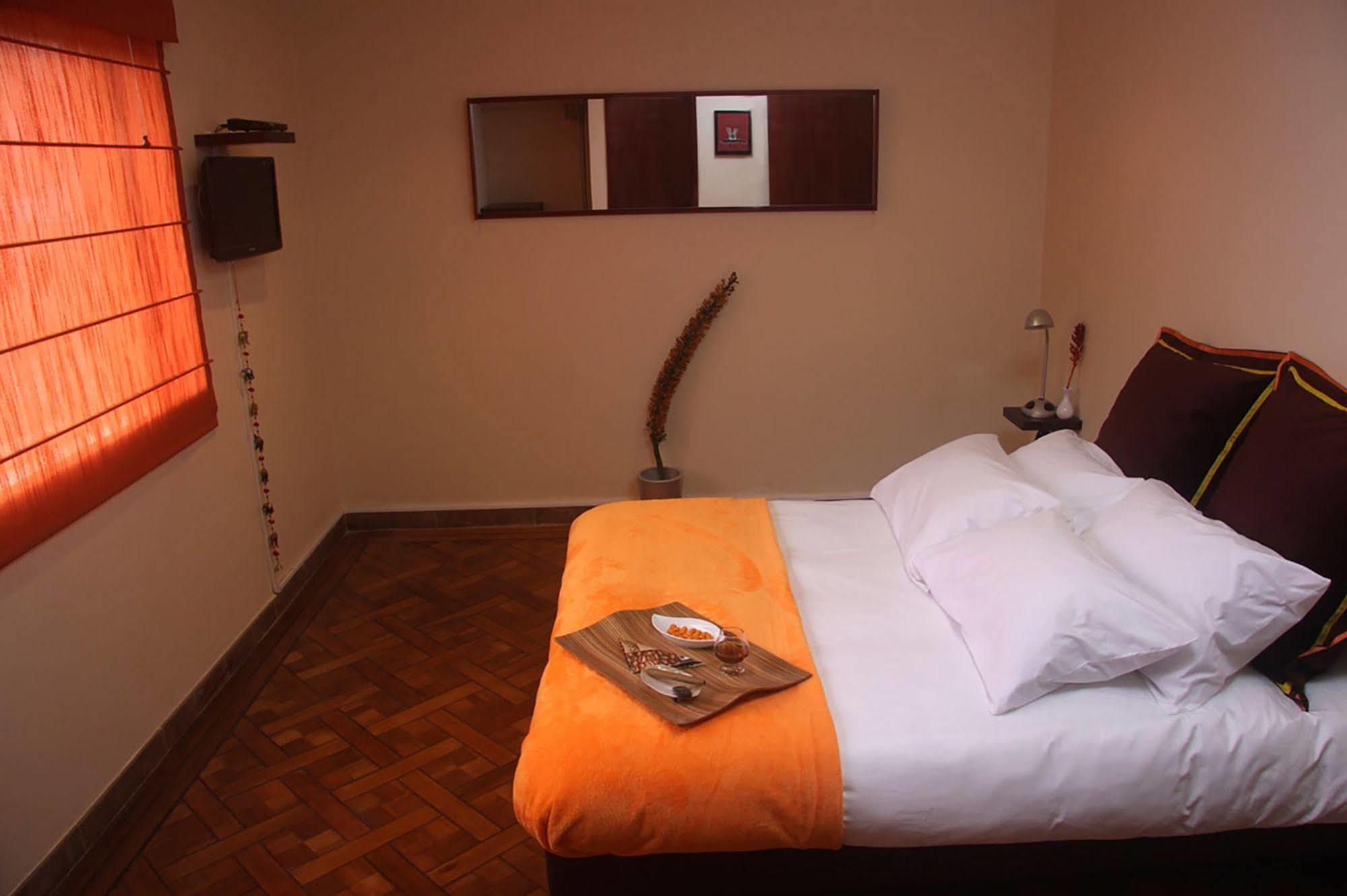 6 Suites Hotel Богота Экстерьер фото