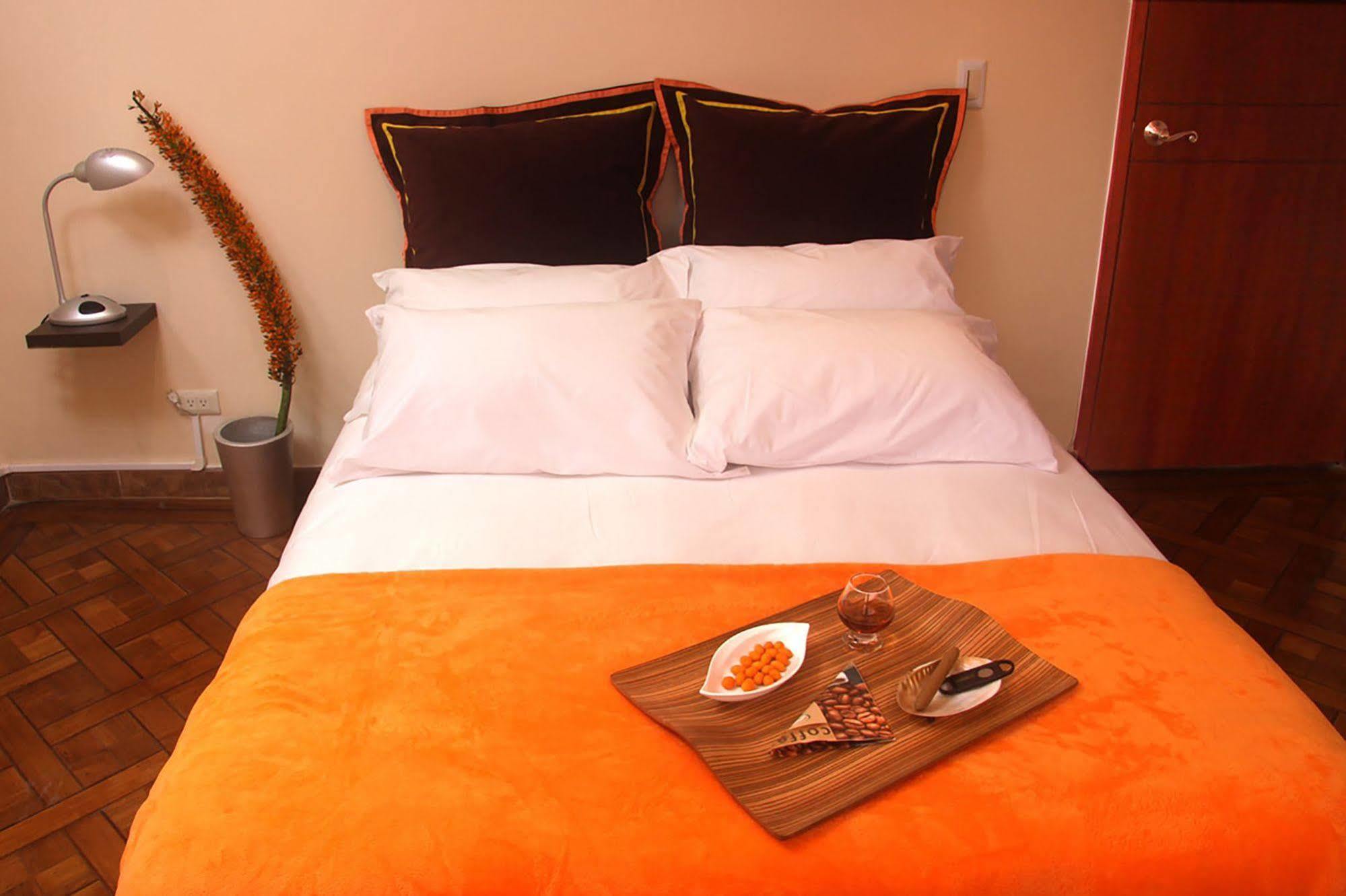 6 Suites Hotel Богота Экстерьер фото
